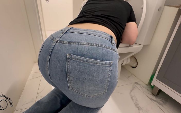 Your fantasy studio: Jean pète et bâillon : turbulence dans les toilettes