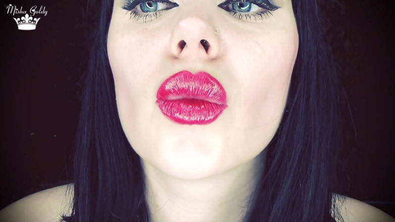 Goddess Misha Goldy: Meine roten küsse lassen dich im clip auf mein gesicht...