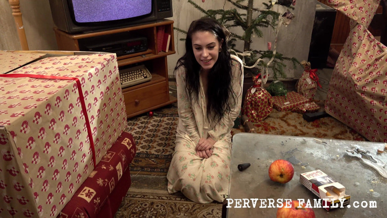 Perverse Family: Perverse Family 14.2 (season 2): Xmas Day Orgy