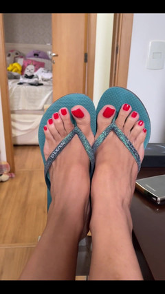 KiffaFeet: 看这个完美的红色