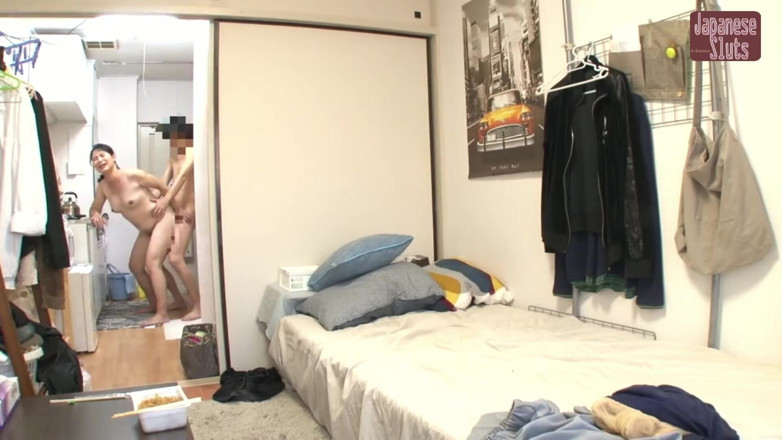 J-Cams: Rental Mature Woman, Age 50 - the Secret Side Her Husband Never...
