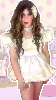Sissies Are Made to Be Servants thumbnail