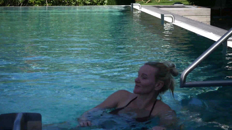 steffigeil: Swam trochu v bazénu a hrál si s akční kamerou...