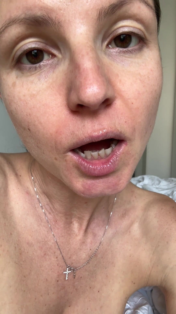 Gina Gerson: Solo Saliva Fetish