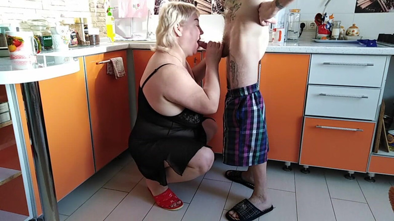 Zona901: Tertangkap ibu mertua di dapur, dikongkek dalam mulut, pepek dan...