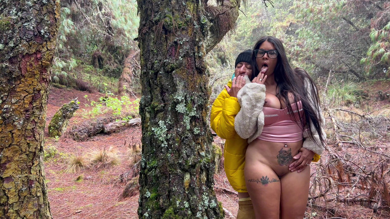 Lady: Mẹ kế vú to và gợi cảm bú cu của ông...