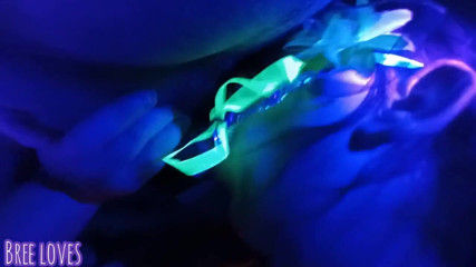 Bree Loves: Neon party ends with a blowjob