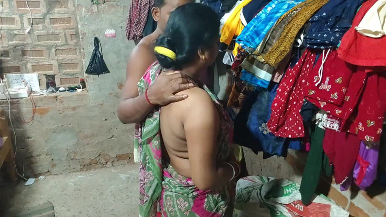Raju Raju: Eu fodi a tia bengali vizinha depois de tira-la nua