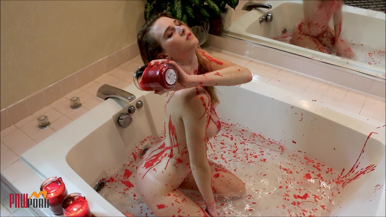 PNW Porn: Horký vosk ve vířivce