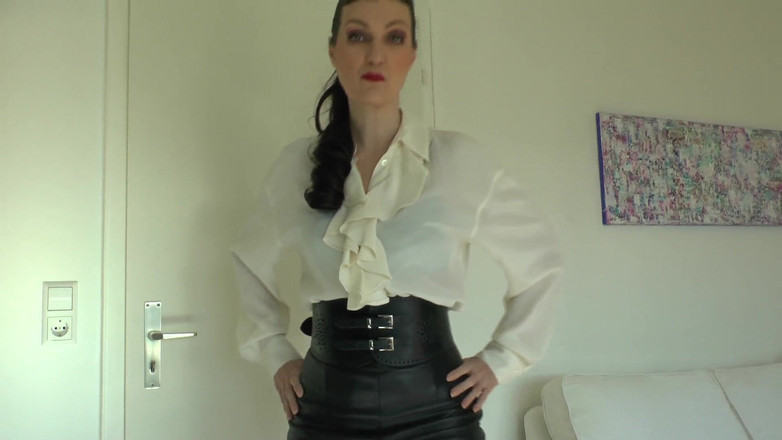 Lady Victoria Valente: Geniş sıkı kemerler bölüm 76 lady victoria valente