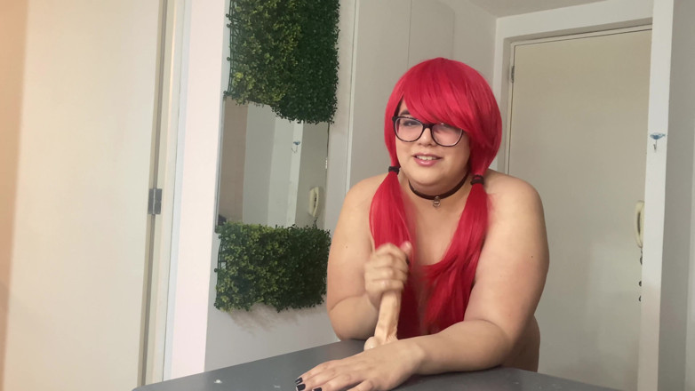 Isabelle Myers BBW: La tua sorellastra ti fa un servizietto con le tette