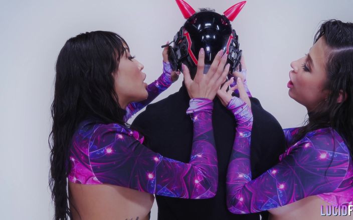 Lucid Flix: Luminati - Kylie rocket e vanessa sky in Andromeda