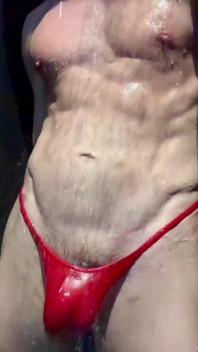 Gim mandi jock berotot