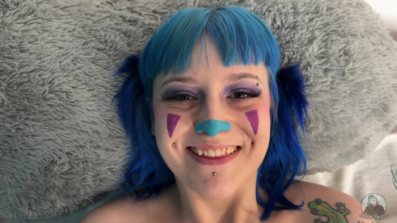 Alice Bean: Güzel acılı sikiş