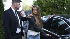 Only Tarts: Histoire de cocu - elle baise son riche ex