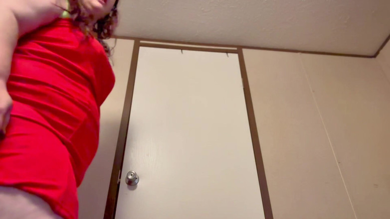 BellaBlast: Pungent páchnoucí prdy v modrých tangách: POV: BBW PAWG Bootyful...