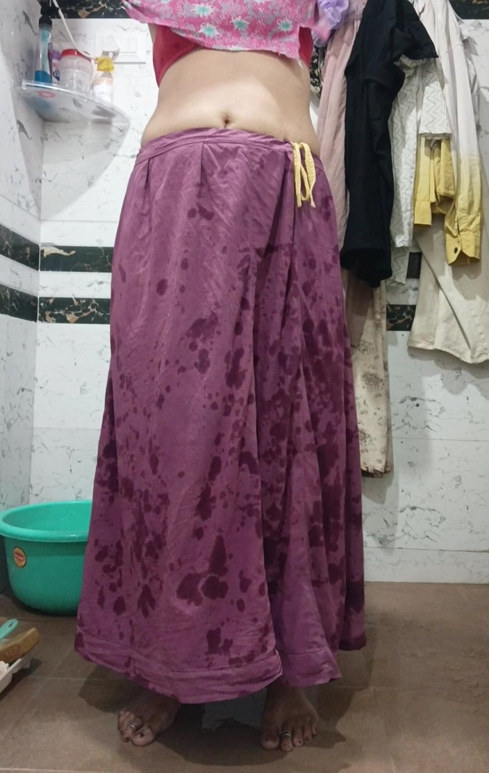 Priyahot77: Priya si kakak ipar india dengan pantat bahenol lagi asik...