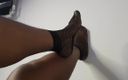 Mara Exotic: Jen nohy v Síťovaných ponožkách Tease