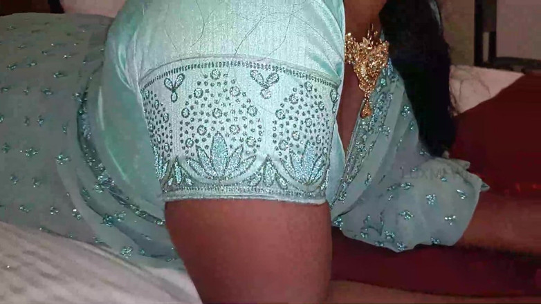 Luxmi Wife: Bts - 教師と学生