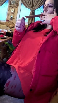 Boquete de charuto e meia-calça rasgada - massagem na buceta e porra no meu downjacket