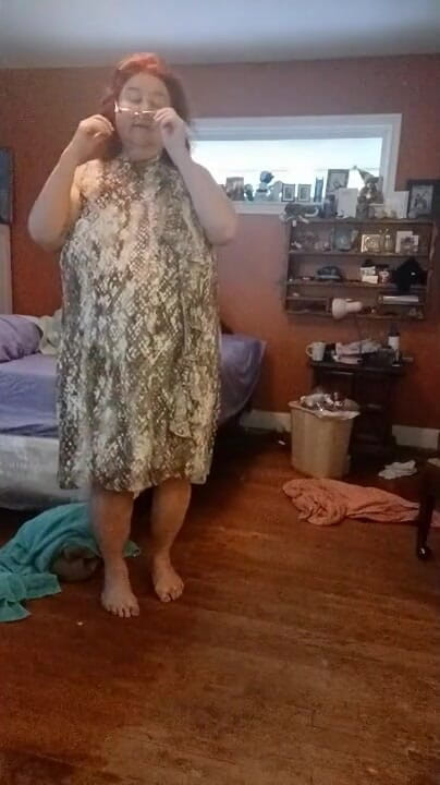 BBW nurse Vicki adventures with friends: Dressing in fluffy print dress from nude