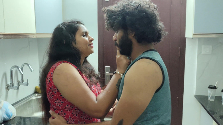 Vaigavarun45: Wife and Husband First Time Sex and It Happens in...