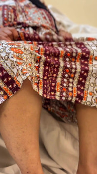 Začínám masturbat v čekárně na doktora, když jsem super sexy a potřebuji cizího chlapa, aby šukal