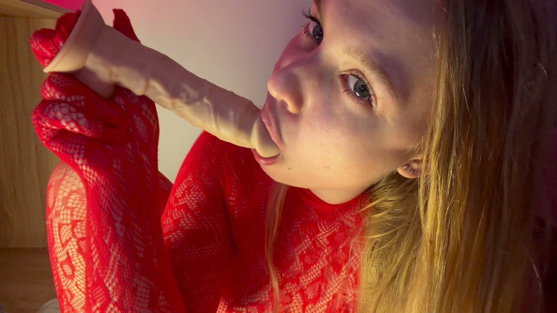 Jucie Lussie: Blowjob in Full Fishnet Bodysuit