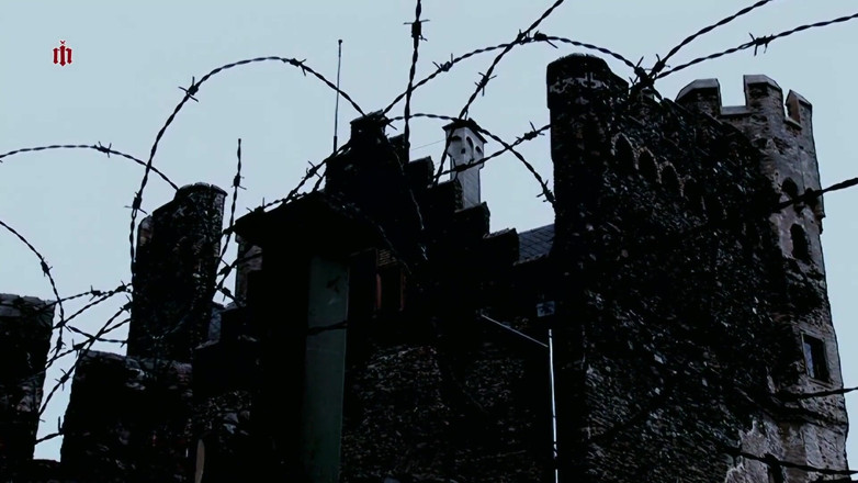 Inquisition and prison world: Clara - Vagabunda Do Bairro Tem Seus Mamilos Punidos