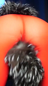 Cameltoe dan Fur Fox untuk membuatkan awak bodoh dan bodoh