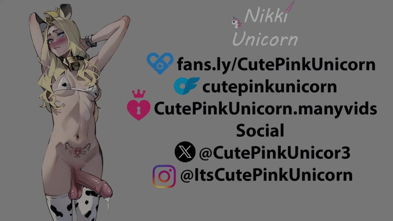 CutePinkUnicorn: 可爱的变性人女孩在山里