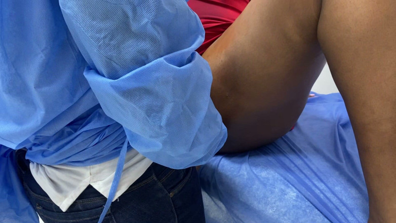 pampammedallo: Elle est allée chez le gynécologue et ils l’ont vérifié...