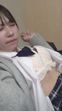 Shledána s idolskou přírodní krásou - její čisté kouzlo stále neodolatelné, končící intenzivním creampie - 1