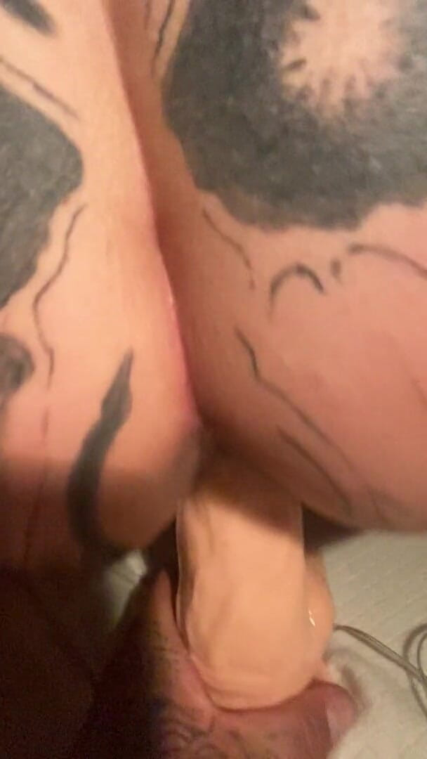 MzKiTTy91: Pawg berijdt monsterlul van 25 cm