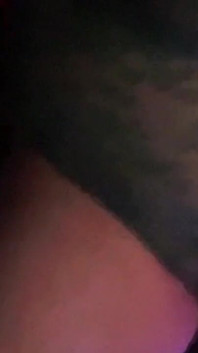 Sexy cross sissy slut com lingerie verde jogar e gozar