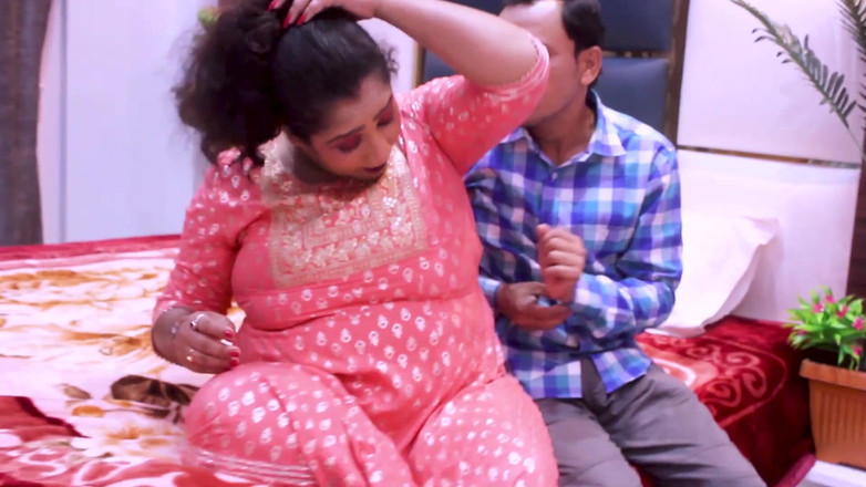 Indian porno creator: Seks berahi kongkek pepek dengan isteri India sebenar dengan buah...