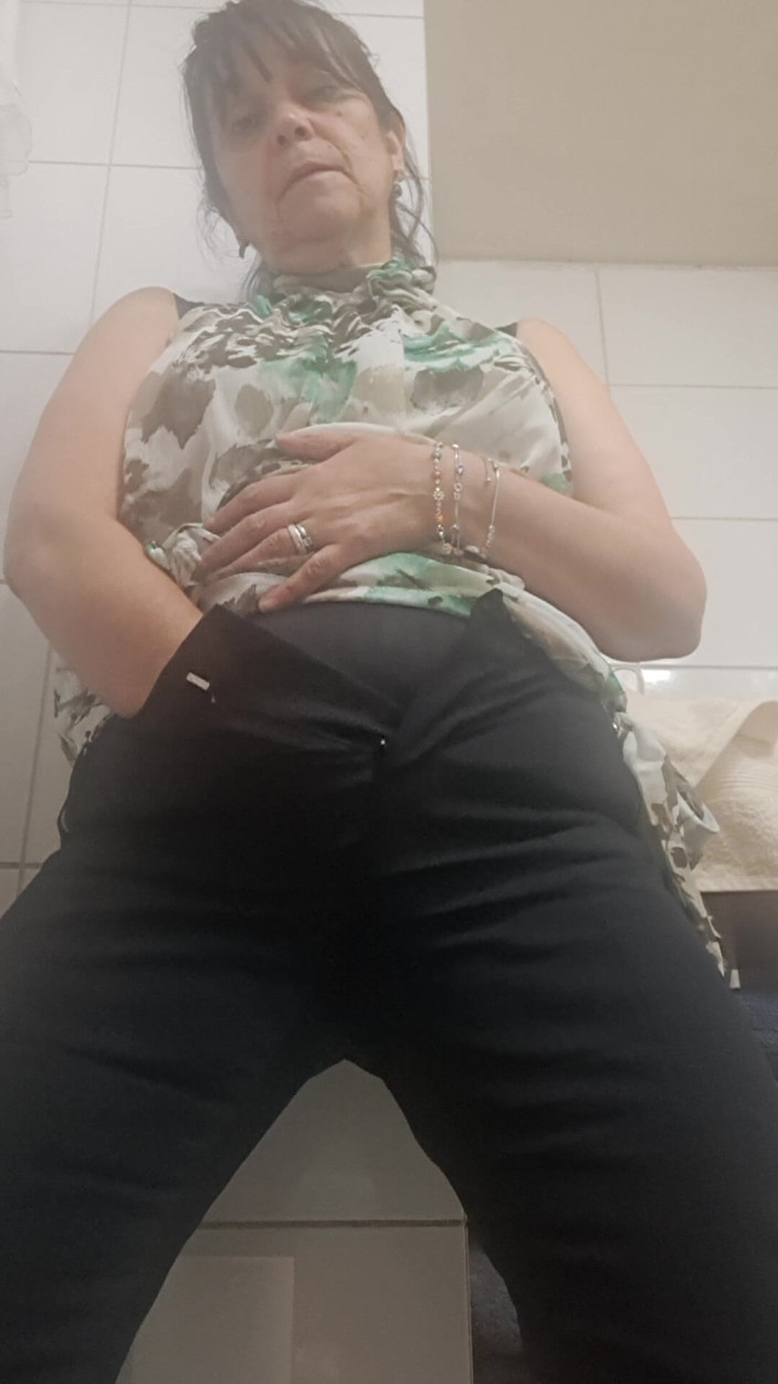 Mommy big hairy pussy: Hot, Very Hairy Stepmom