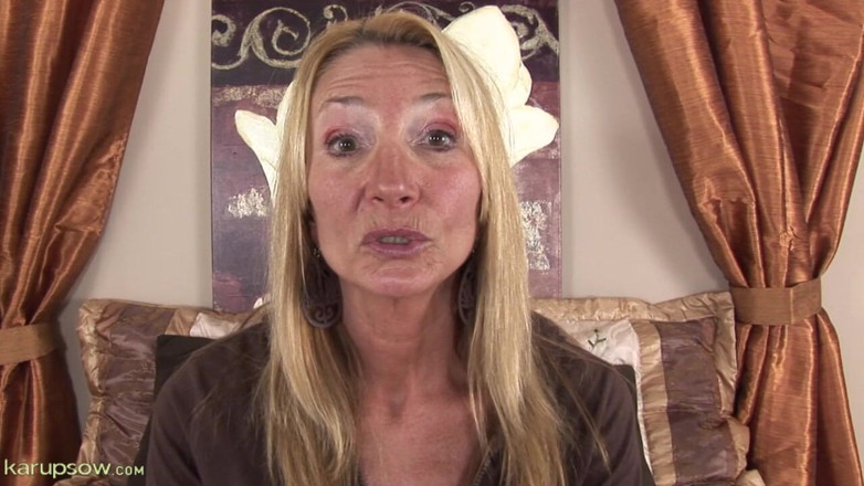 Karups Older Women: Pam Masturbasi