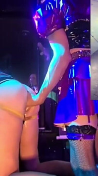 Futând cu pumnul un nou prieten Stretch_events, se pare că s-au bucurat