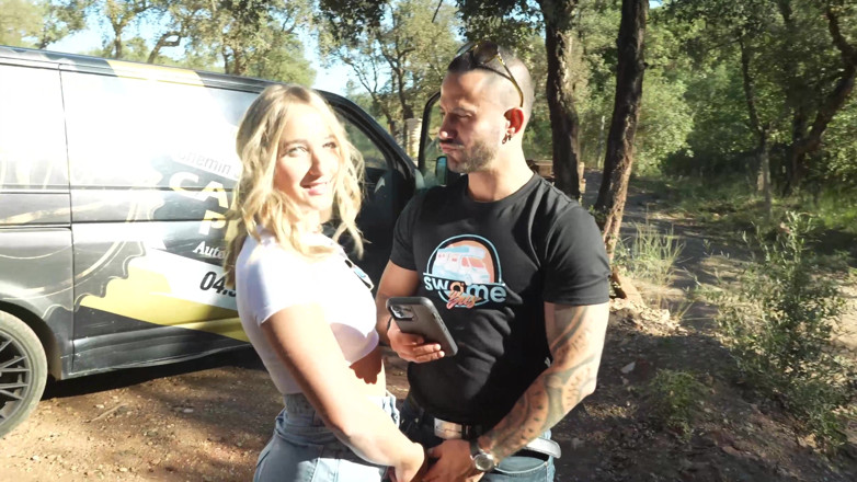 Jet sex prod: 2 Sluts on a Cross Country Field