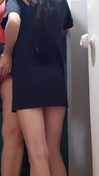 Kuryeye seks ile hızlı teslimat için teşekkür ettim
