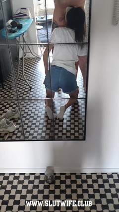 Slutwife Club: CFNMの提出物:キャンディクロスはひざまずき、熱心な服従で私のチンポをむさぼり食います