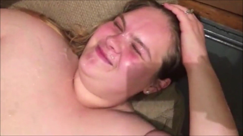 Sadee Rain: Lascio squirtare una sissy e sborrare in faccia dopo avermi...