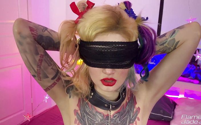 Flame Jade: Harley Quinn má šílený anální sex s bdsm prvky