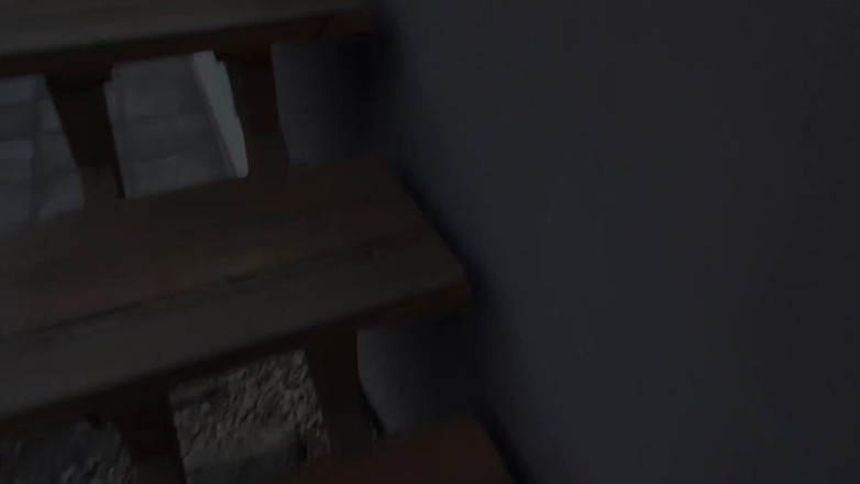 All Those Girlfriends: Carrie si fuma una sigaretta prima di sedurre la sua...