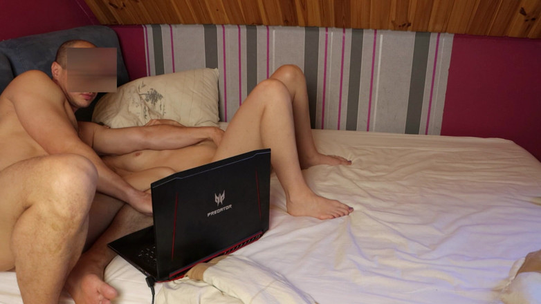 AnnaHomeMix: La moglie voleva fare sesso con due membri dopo aver...