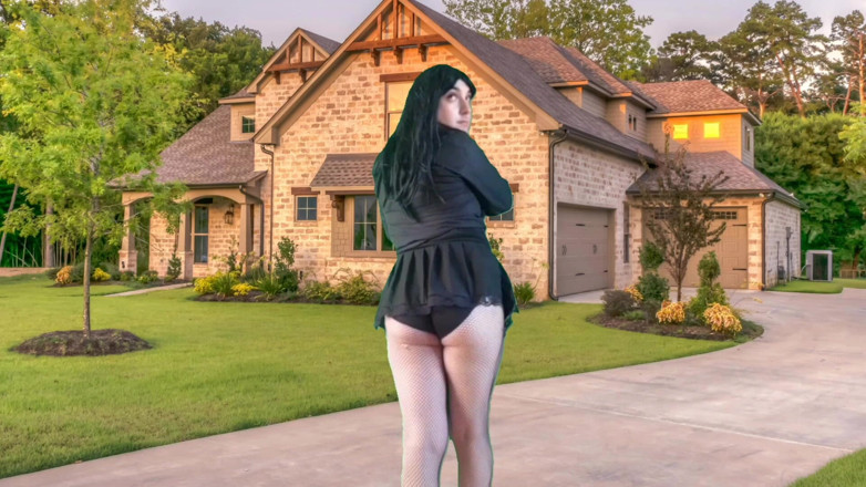 Kitty_Cross: 666 Rumah Sweet Home Dengan Punggung Cantik Tetapi Pantat Feminin...