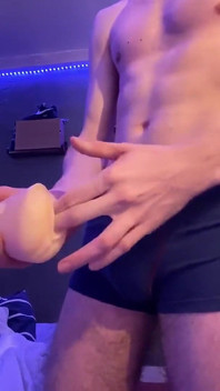 Tato hezká zrzka si vzpomene na svou hlubokou masáž
