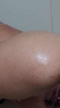 I Have Fun with My Farts in the Bathtub!