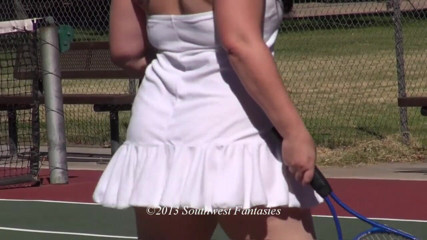 BDSM Kinky Play: O zi pe terenul de tenis